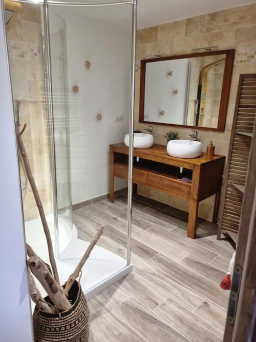 De Lamothe Apartment Pimbo